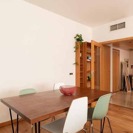 Modern Apartment In Parque Das Nacoes Лиссабон Экстерьер фото
