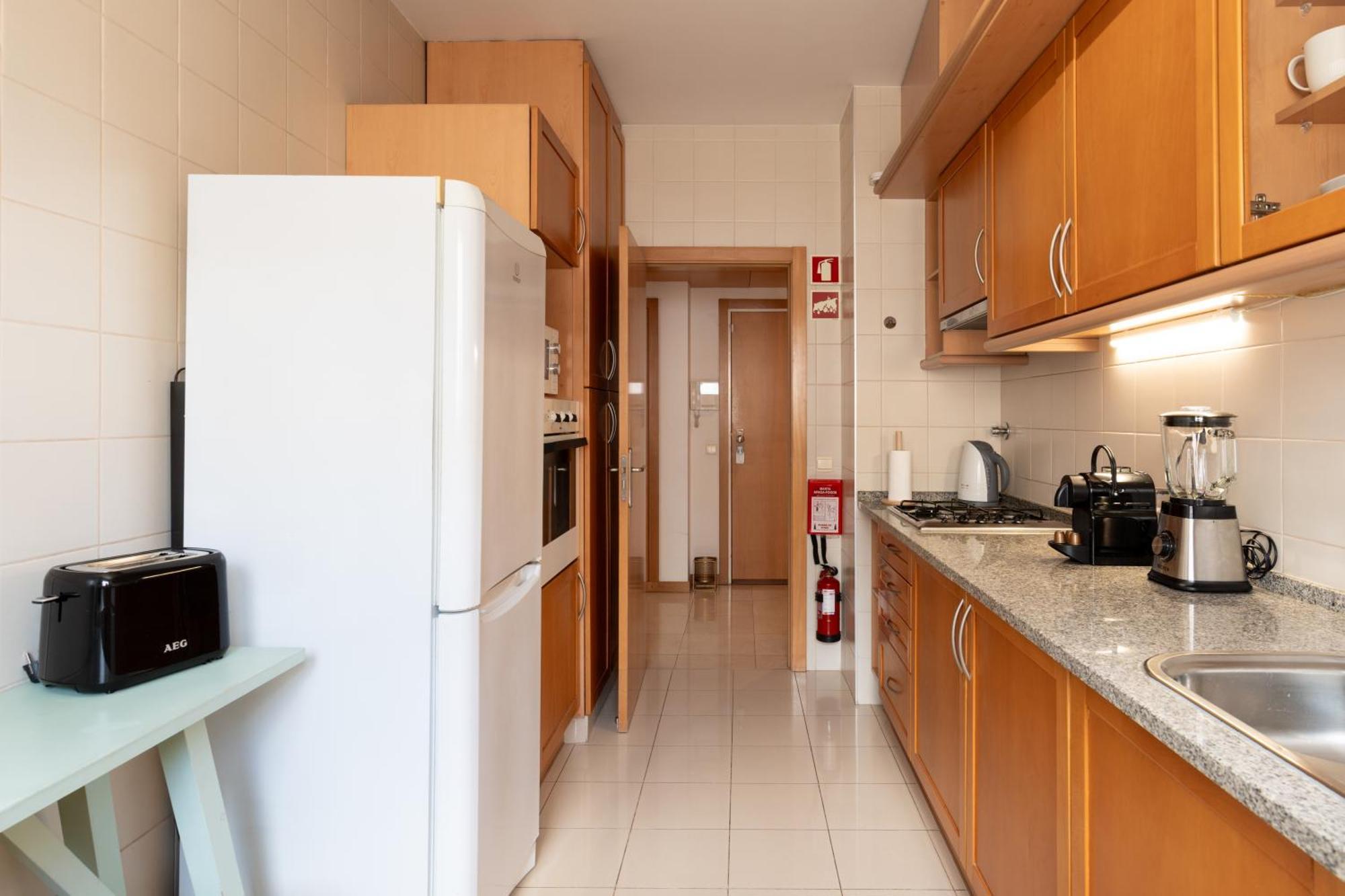 Modern Apartment In Parque Das Nacoes Лиссабон Экстерьер фото